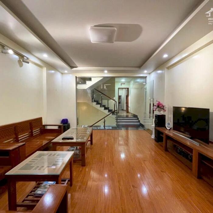 Hình ảnh Bán nhà 4 tầng 90m2 phố Thư Trung, tuyến 2 đường Tô Vũ, Văn Cao, Hải Phòng 2