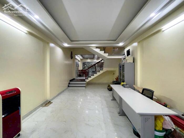 Hình ảnh Bán nhà 4 tầng 90m2 phố Thư Trung, tuyến 2 đường Tô Vũ, Văn Cao, Hải Phòng 0