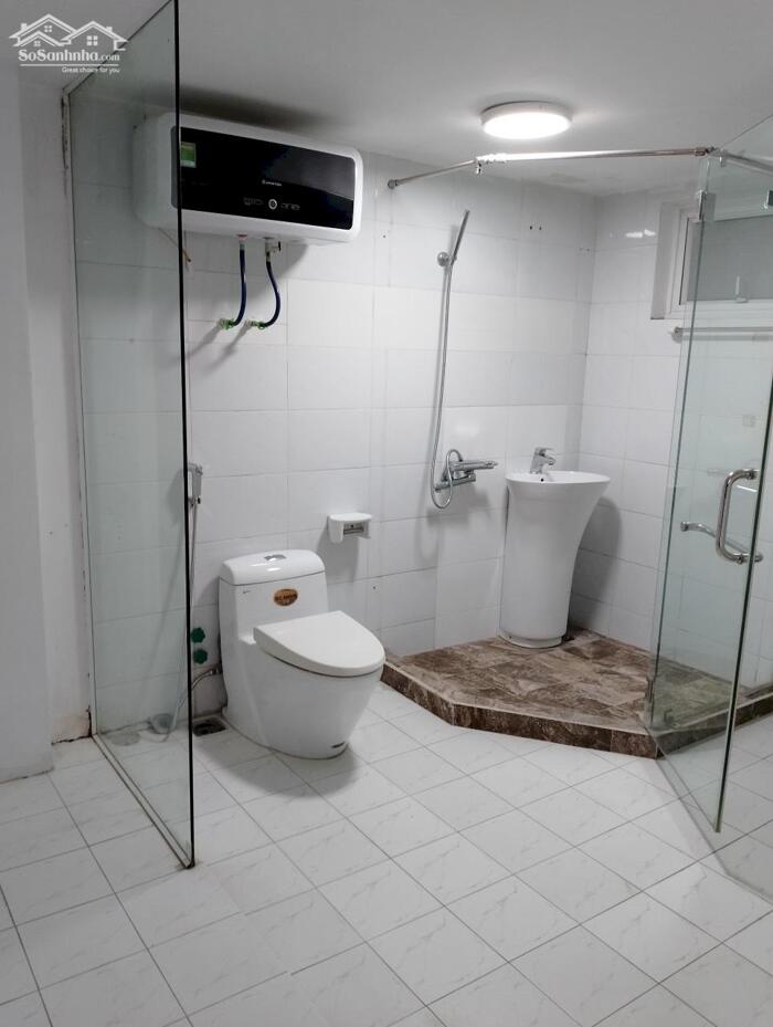 Hình ảnh Bán nhà mặt đường Ngô Gia Tự 4 tầng 94m2 ngay gần ngã 3 Văn Cao, Hải Phòng 3