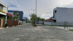 cần bán 2 lô liền kề phố đi bộ đường trần thánh tông- kdc adb mới - tam kỳ. lh 0932 152 747