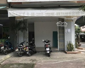 cho thuê mặt bằmg 2 mặt tiền, đường cù chính lan và nguyễn đình tựu