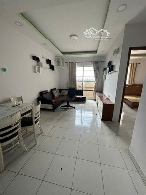 cần cho thuê căn hộ tại hqc hóc môn