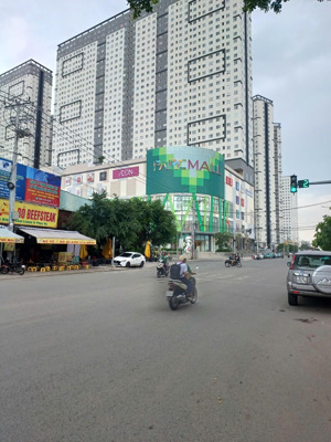 bạn sẽ rất hài lòng khi thuê mb hàng trăm m2 tại topaz city để làm hoạt động livestream xuyên đêm !