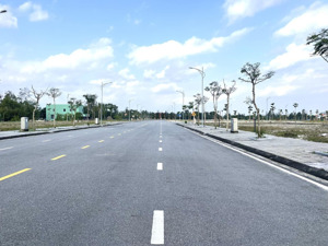 chủ cần tiền cần bán gấp lô đất đường 24m bên cạnh công viên khu đô thị an phú- the trident city