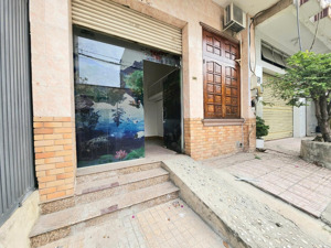 cho thuê phòng mặt bằng vừa ở vừa kinh doanh giá rẻ 4tr