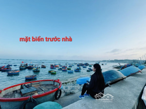 nhà cấp 4 cah mặt biển 2 căn.590tr
dt 50 full thổ
sẵng nội thât dọn vào ở ngay.ful
