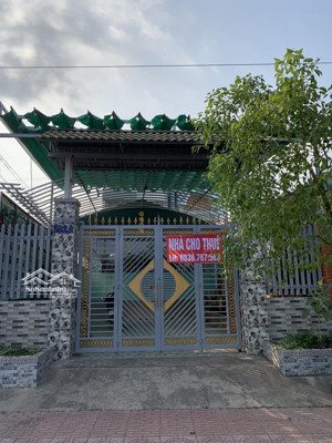cho thuê nhà riêng tại 522a quốc lộ 1a, tân an, long an, 13 triệu, 320m2, đẹp, nhiều tiện ích