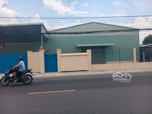 cho thuê kho xưởng 2.500 m2 giá 60 triệu / phường 5 thành phố tân an long an