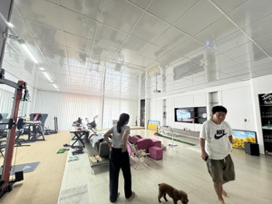 cho thuê mặt bằng gần phạm văn đồng . dtsd 400 m2. khu du lịch