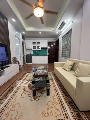 chính chủ bán nhanh căn chung cư mini ngõ 7 thái hà, đống đa, có thang máy, tặng full đồ chỉ vào ở