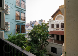 apartment 50 chcc hồ quảng bá 286m2 9 tầng 105 tỷ ô tô đỗ cổng mặt hồ quảng bá