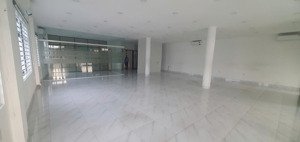 cho thuê văn phòng 200m ngay trung tâm chánh nghĩa, thủ dầu một giá chỉ 26 triệu/tháng