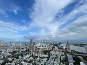 cho thuê mặt bằng dt 487,5 m2 ngay monarchy, trần hưng đạo, sơn trà, đà nẵng. lh: 