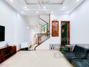 nhà 3 tầng 4 phòng ngủ khu nam việt á d299