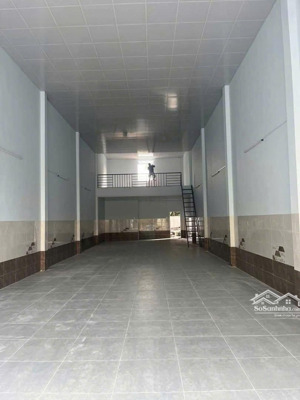cho thuê kho/văn phòng 100m2 gần quốc lộ 1k (gần big c dĩ an)