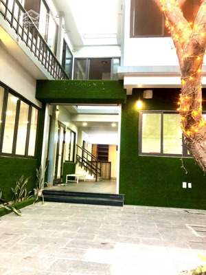 cho thuê nhà sân vườn gần biển mỹ khê. phù hợp làm homestay và kinh doanh caphe