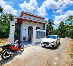 BÁN NHÀ MỚI XÂY TÂN HẠNH LONG HỒ VĨNH LONG, LỘ ÔTÔ VIEW SÔNG