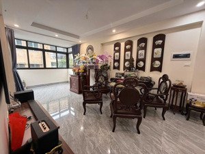 bán gấp căn hộ tập thể phố thái hà -quận -đống đa -ô tô đỗ cửa -75 m2-2 ngủ