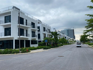 biệt thự mặt biển giá chỉ từ 11 tỷ/căn sở hữu sổ đỏ lâu dài số lượng giới hạn