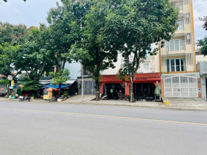cho thuê mặt bằng kinh doanh mặt tiền đường đặng thùy trâm. diện tích: 10x20m. giá 28tr/tháng