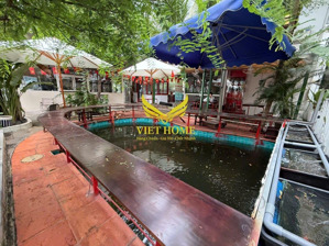 mb sân vườn thảo điền 200m2 giá 40tr/tháng