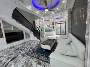 nhà mặt phố cho thuê 23tr/th. tiện vừa ở vừa mở văn phòng cty