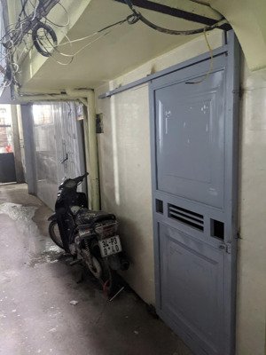 cho thuê nhà ngõ 147 tân mai 3 tầng 4tr/th đủ đồ vào ở ngay