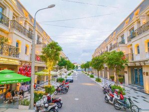 bán shophouse 4 tầng góc đường trần đăng ninh (15m) giao nguyễn lộ trạch (7m5). 161m (ngang 8,72)