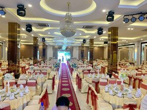 cho thuê nhà 1000m2 mặt tiền ql 1a ngay biên hoà