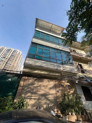trung kính-cầu giấy-dt 50m2 nhỉnh 20 tỷ-vỉa hè ô tô tránh-ngõ thông-kinh doanh đẳng cấp-khu vip