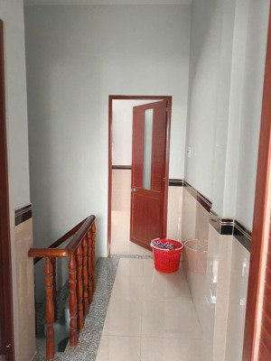 nhà phố liền kề, 1 trệt, 1 lầu, 2 phòng ngủ, 2 phòng vệ sinh