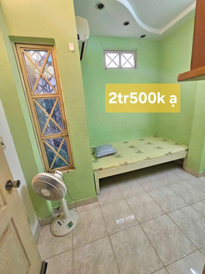 2,5tr - 3,5tr/ tháng hẻm nguyễn cảnh chân. cô chủ hiền theo đạo phật (giờ tự do), chỉ cho nữ thuê ạ