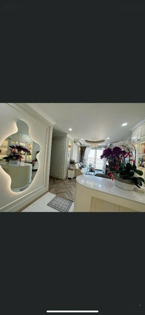 bán căn hộ sunrise city view sót lại vài căn giá tốt nhất thị trường . 2pn 76m2 4ty6 ~ 4ty7