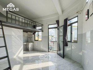 tô ký - nguyễn ảnh thủ -- mới xây - mới 100% - có bancol riêng - gác cao
