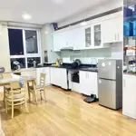 Chính chủ cho thuê căn hộ 100m2, 3pn ở chung cư chợ mơ, bạch mai, gần