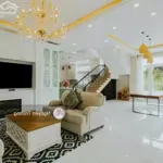 Biệt thự sân vườn đẹp 200m2 ở đường cô giang, phường 9, đà lạt