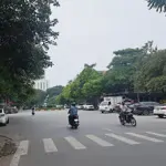 Siêu kinh doanh, văn phú, hà đông, 100m2, 5 tầng, giá 17,2 tỷ, vỉa hè, thang máy, kinh doanh.