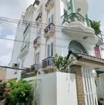 Bán nhà q.2: căn góc, gần tt hành chánh tp.thủ đức, hồ bơi riêng, sổ hồng hoàn công đầy đủ, giá tốt