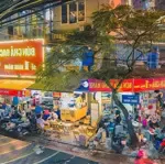 Cần bán nhà mặt phố hàng mành, hoàn kiếm, diện tích 40m2 x 3 tầng, mặt tiền 2,2m giá 22 tỷ
