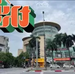 Mặt đường chợ kinh doanh sầm uất