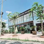 Siêu phẩm kv1 thị trấn đức hòa.
nhất cận thị nhì cận giang