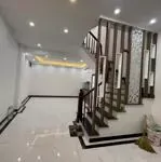 Bán nhà đắc sở 40m2, 4 tầng, 4p ngủ, ô tô đỗ sát nhà, kinh doanh, trung tâm hoài đức