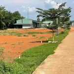 đất nằm ngay quốc lộ 13, sát khu công nghiệp minh hưng