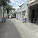 Nhà siêu hiếm ngay ngã tư thủ đức ô tô đậu cửa