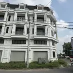 Bán nhà mặt phố 400m2, ngay chợ truyền thống (chợ an sương), mới xây 5 tầng, thiết kế rất hiện đại