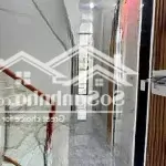 Bán nhà 3 tầng - đường tân hoà 2 hiệp phú quận 9 dt : 4 x 14 = 53m2. - mới đẹp như hình giá 5.6 tỷ