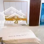 Bán tòa chdv vĩnh hồ, 19p kk, dt 860tr/năm, ba gác, vài bước ra ô tô, 2 thoáng, thang máy, 80m2
