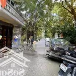 Cần bán gấp nhà phân lô hoàng sâm 61m2, 5t, ô tô tránh, dừng đỗ ngày đêm, 2 vỉa hè, kinh doanh