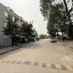 Bán lô đất đẹp dãy nq3 nhìn vườn hoa kdt đại dương, tp bắc ninh
