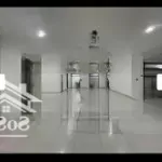 Cho thuê văn phòng tầng 2 toà 1 la casta văn phú 38m2 chỉ 7.5tr